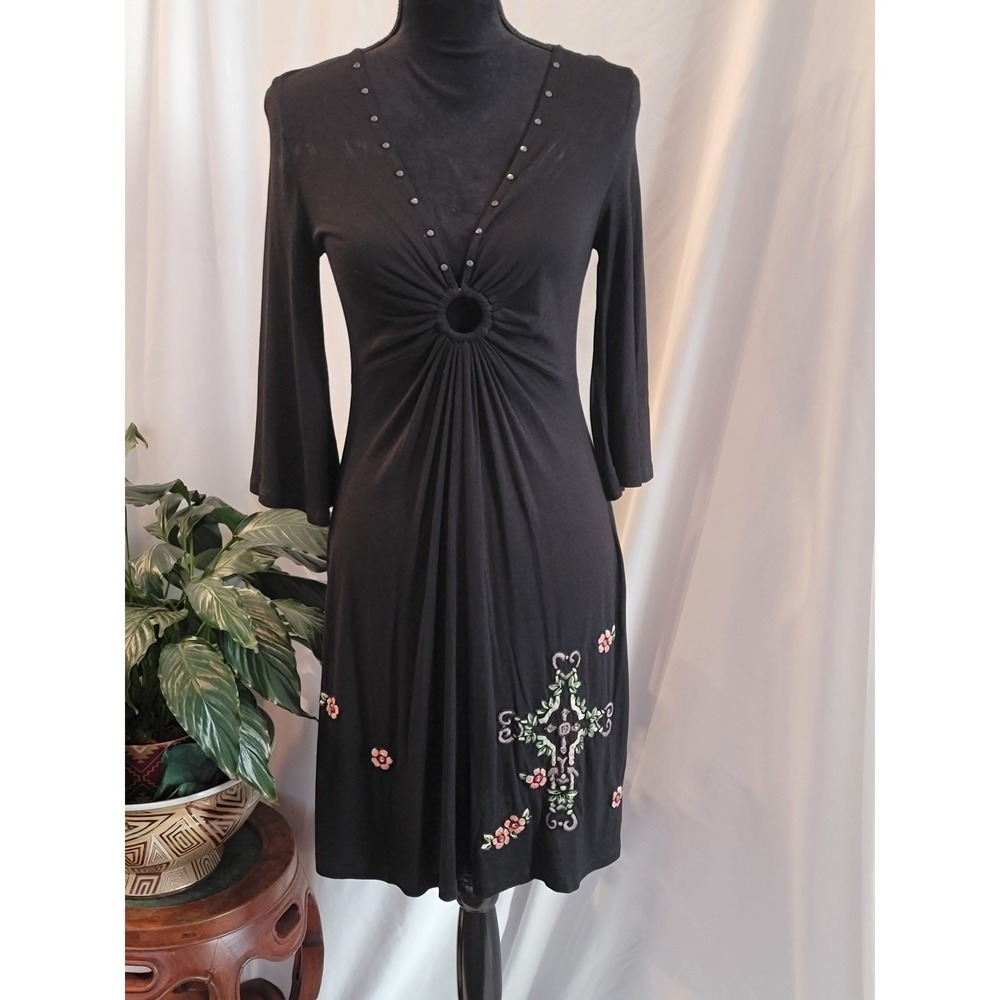 Soul Revival Black Studded O-Ring V-Neck Floral Embroidered Bell‎ Sleeve Dress S